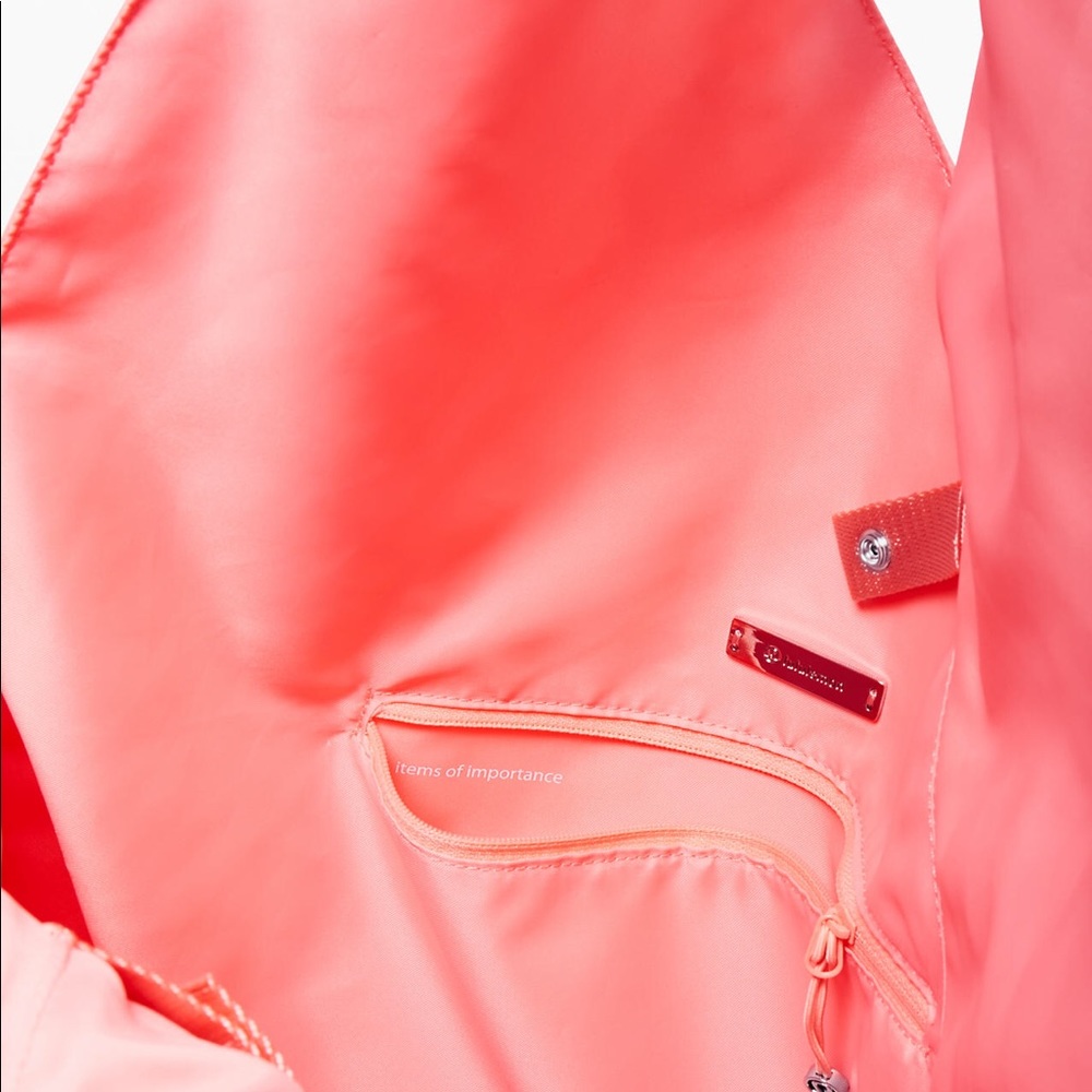 Lululemon Coral Tote Bag - Picture 3 of 4